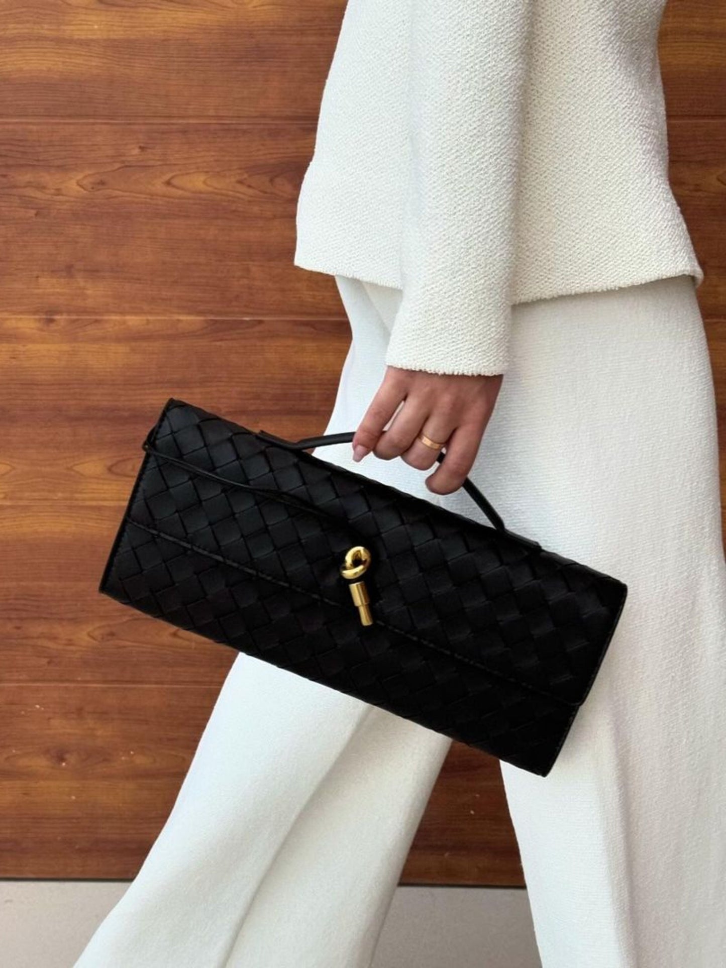 Anna Geflochtene Clutch