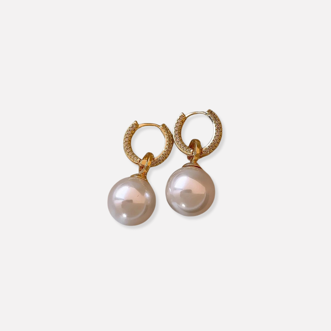 Emma | Handgemachte elegante Perlenohrringe aus edlem Material