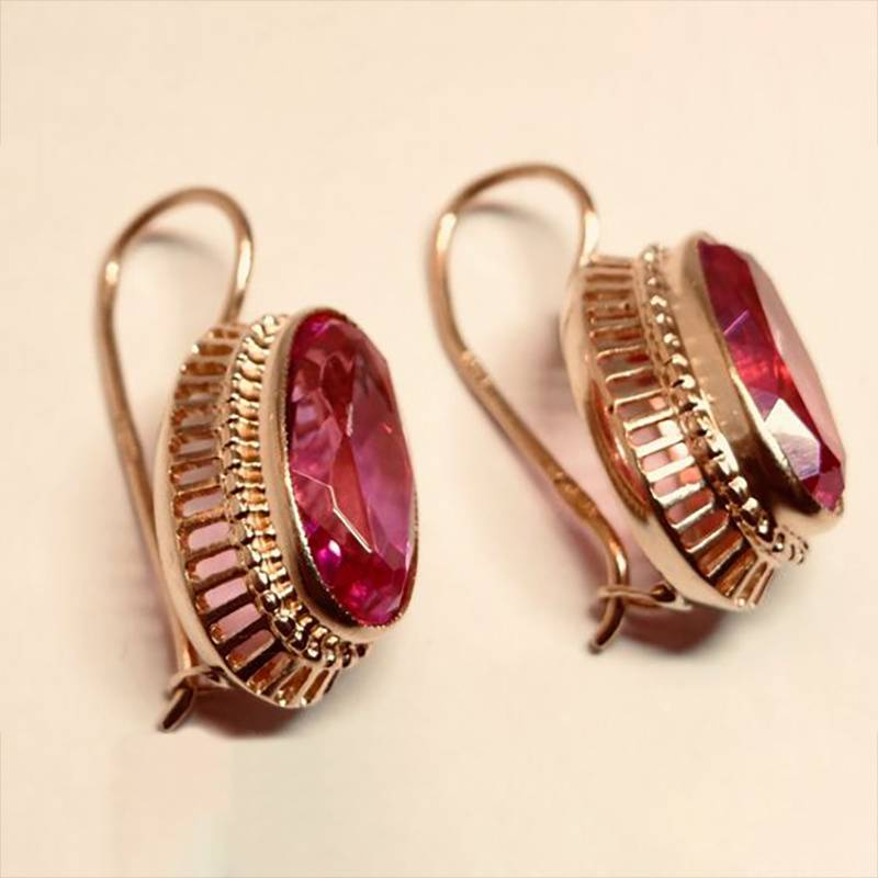 Mira | Handgemachte Vintage-Ohrringe mit rotem Kristall