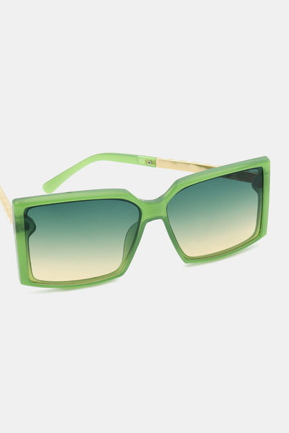 Modische Sonnenbrille im eckigen Design (Polycarbonat)