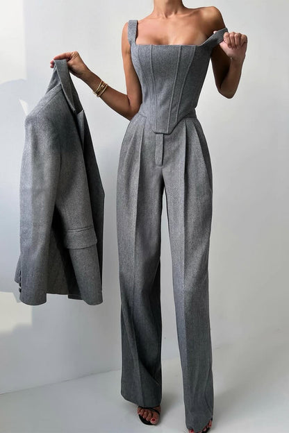 Dolce- Dreiteiliges Set mit doppelreihigem Blazer