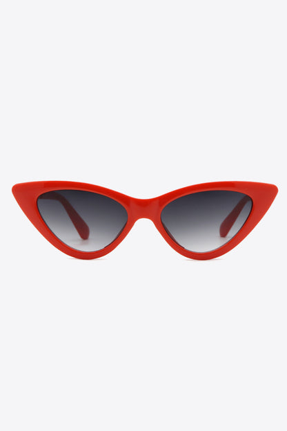 Cat-Eye-Sonnenbrille mit Kettendetail